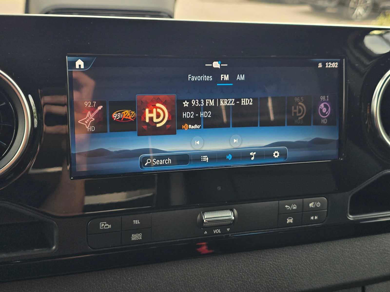 Used 2025 Mercedes-Benz Sprinter 2500 image 26