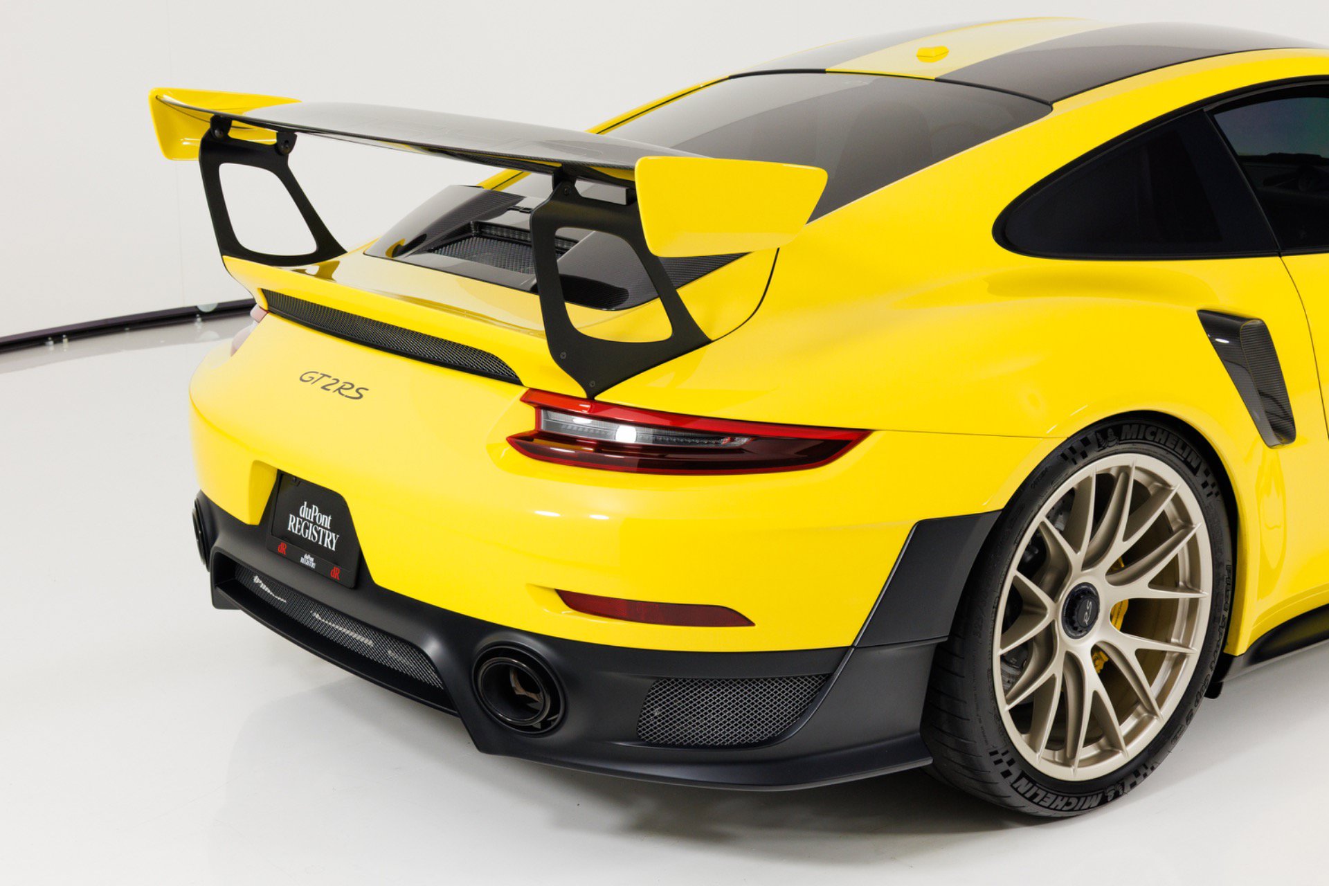 Used 2018 Porsche 911 GT2 RS w/ Weissach Package RWD image 76