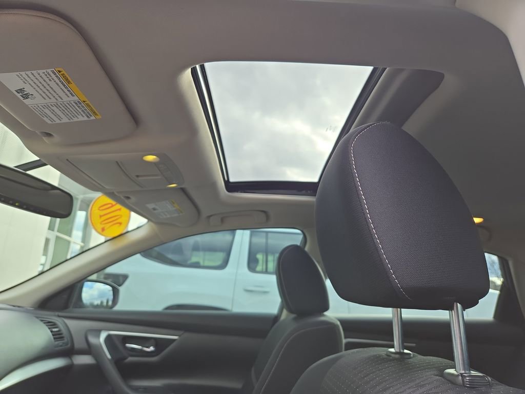 Used 2016 Nissan Altima 2.5 SV w/ Convenience Package image 27