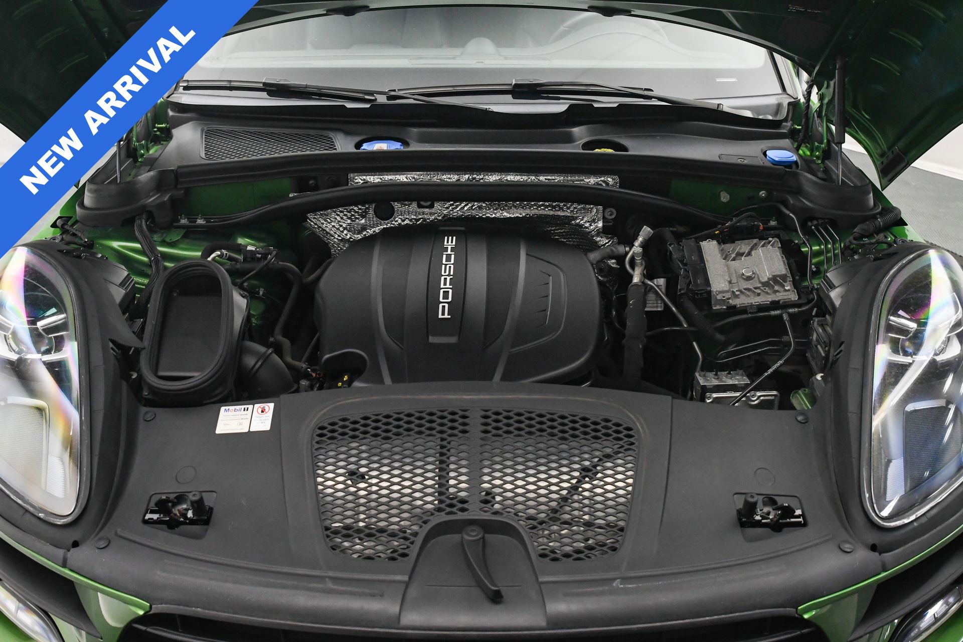 Used 2019 Porsche Macan Base image 30