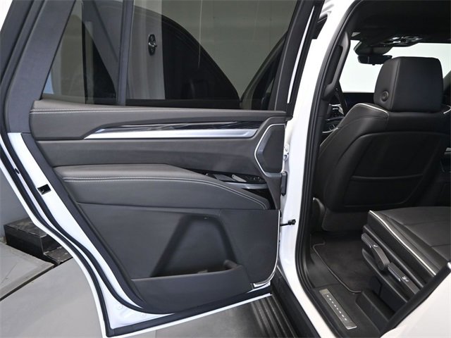 Used 2025 Cadillac Escalade Sport w/ Touring Package image 19