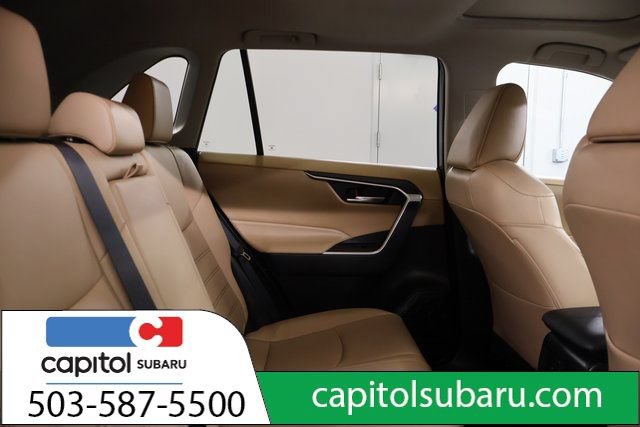 Used 2021 Toyota RAV4 XLE Premium AWD/4WD image 29