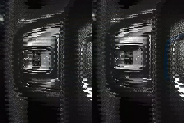 Used 2023 GMC Sierra 2500 Pro w/ Convenience Package image 27