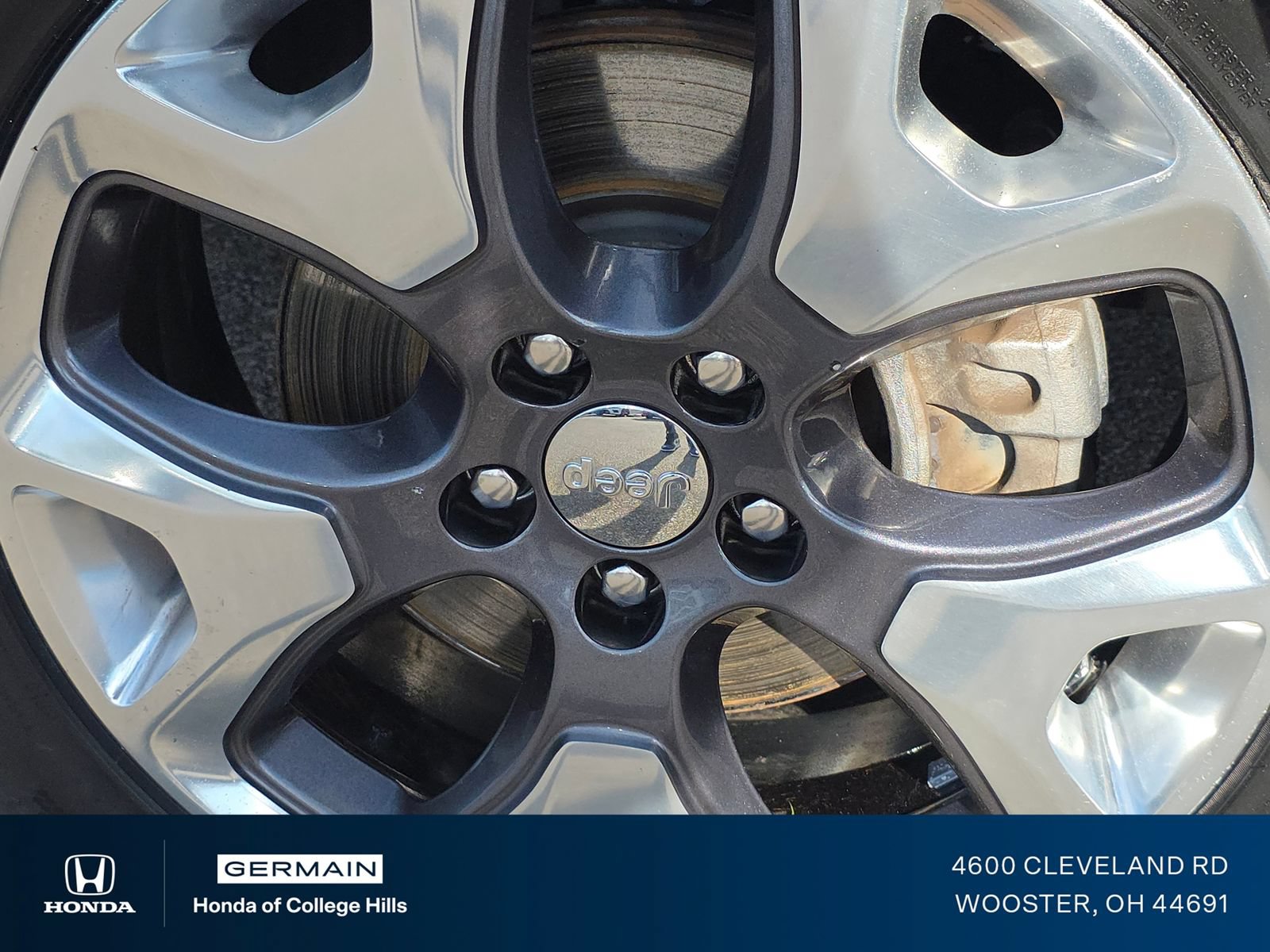 Used 2020 Jeep Compass Limited AWD/4WD image 8