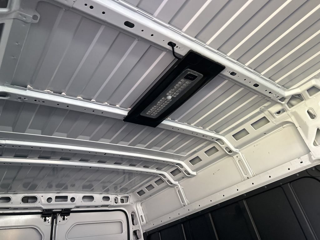 Used 2025 RAM ProMaster 2500 w/ Convenience Group FWD image 31