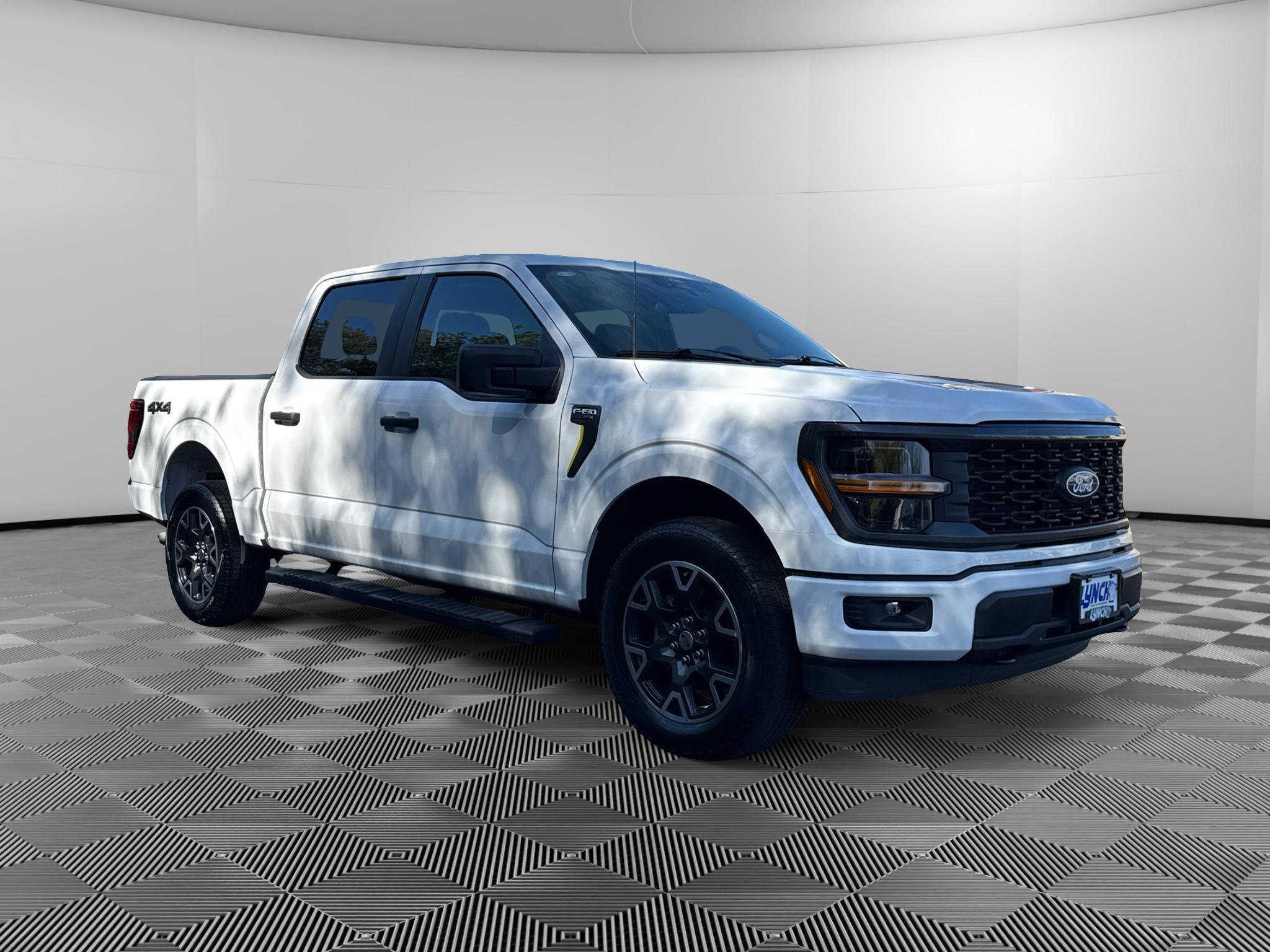 Used 2024 Ford F150 STX AWD/4WD image 3