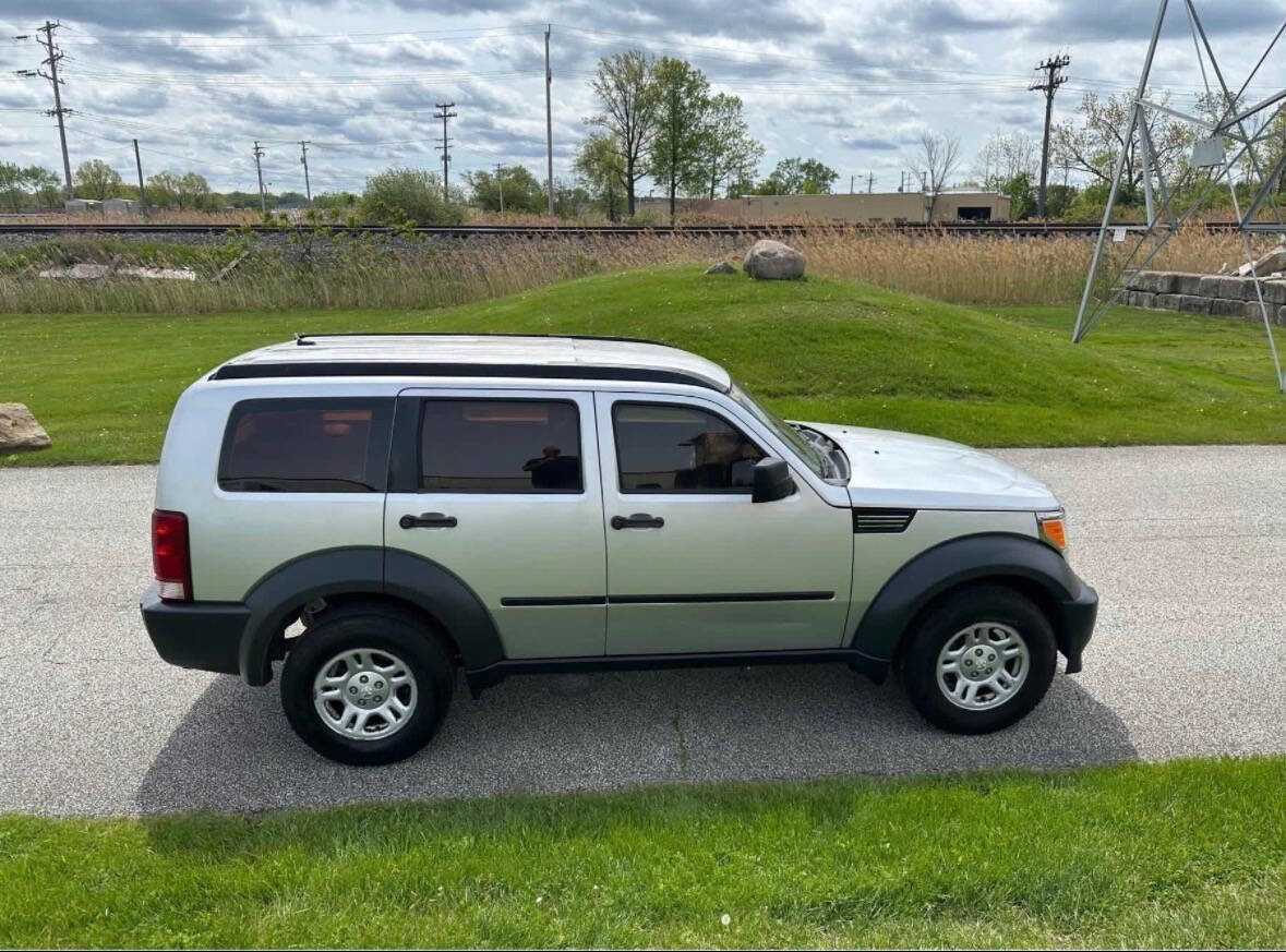 Used 2008 Dodge Nitro SXT RWD image 4