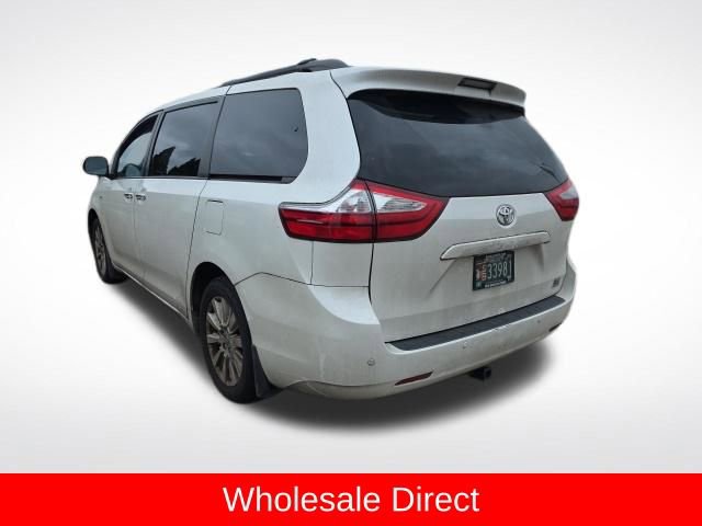 Used 2017 Toyota Sienna XLE w/ XLE Navigation Package image 6