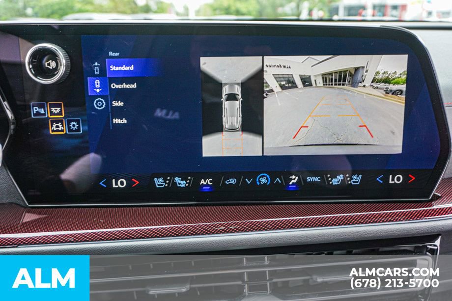 Used 2026 Chevrolet Traverse RS w/ LPO, Floor Liner Package AWD/4WD image 40