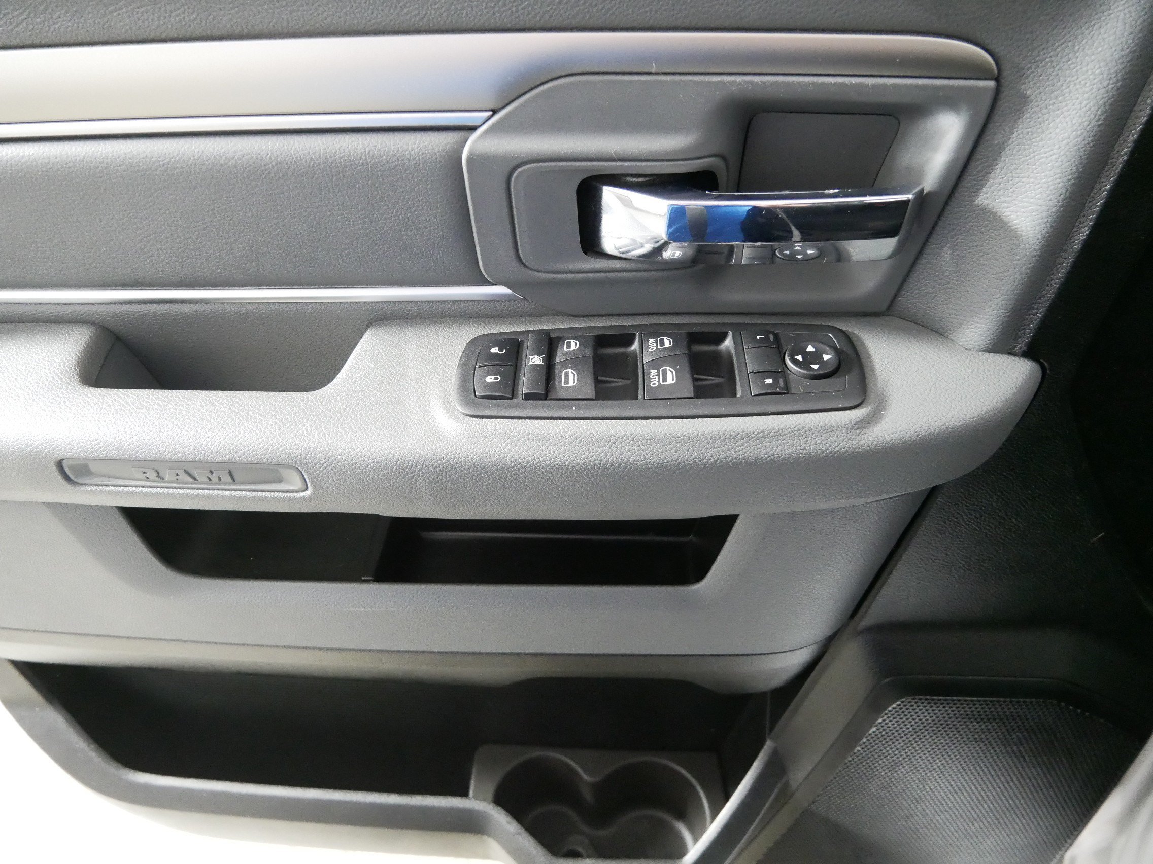 Used 2019 RAM 1500 Warlock w/ Electronics Group AWD/4WD image 19