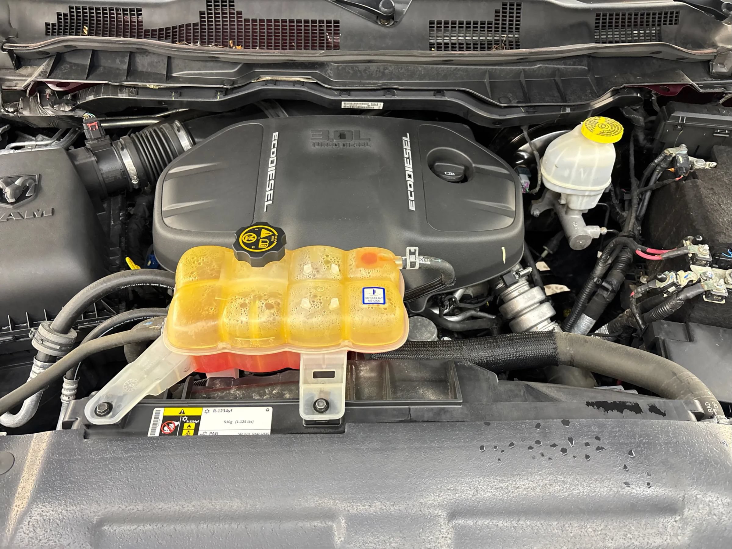 Used 2018 RAM 1500 Laramie w/ Convenience Group AWD/4WD image 29
