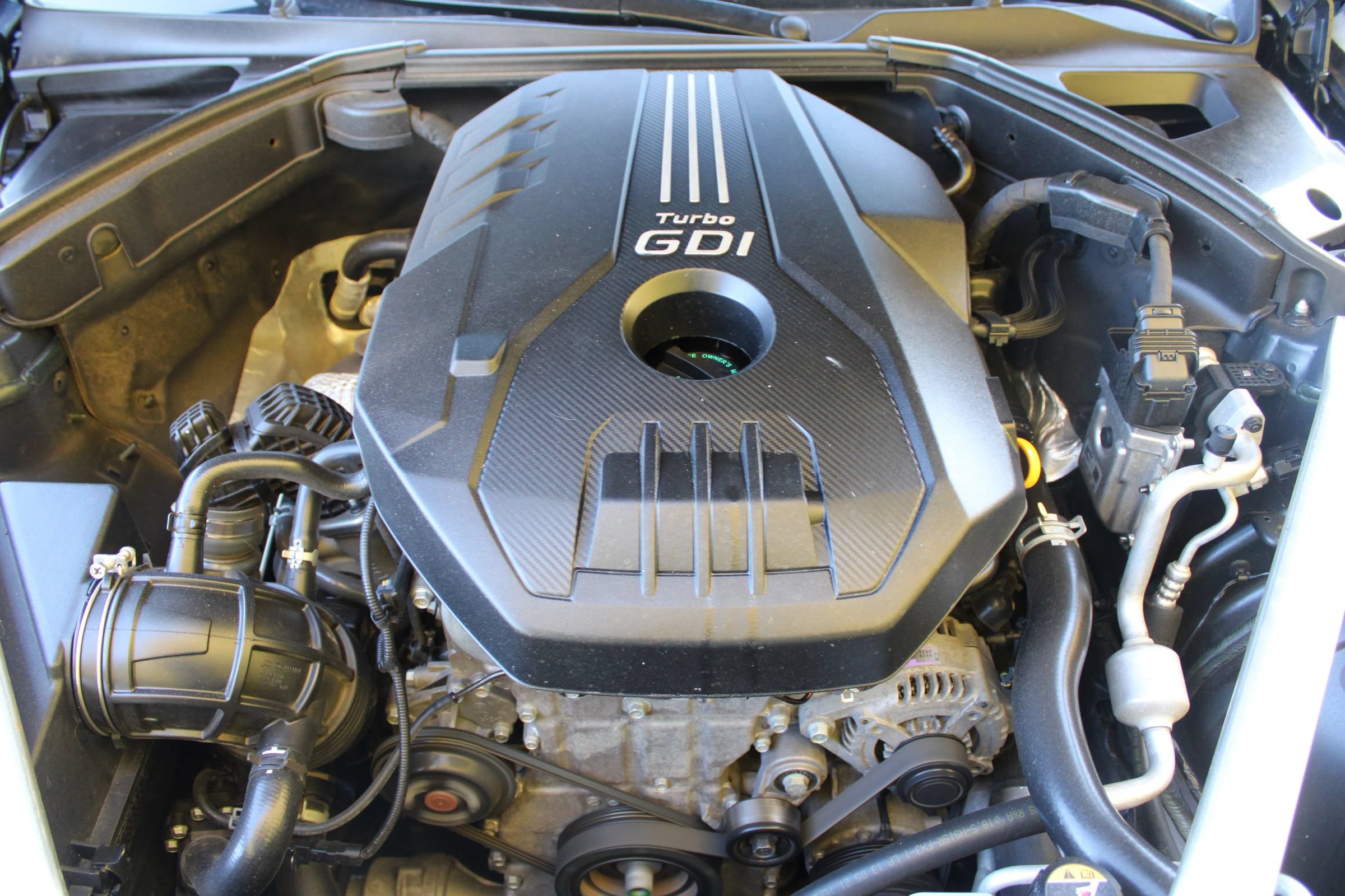 Used 2022 Genesis G70 2.0T RWD image 17