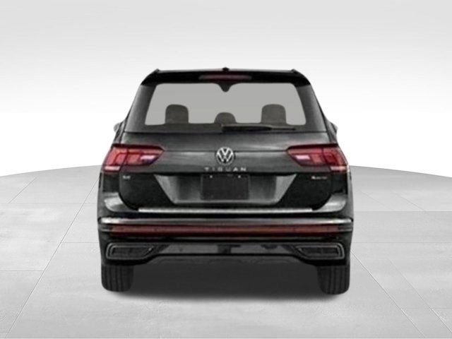 Used 2022 Volkswagen Tiguan SE R-Line image 5