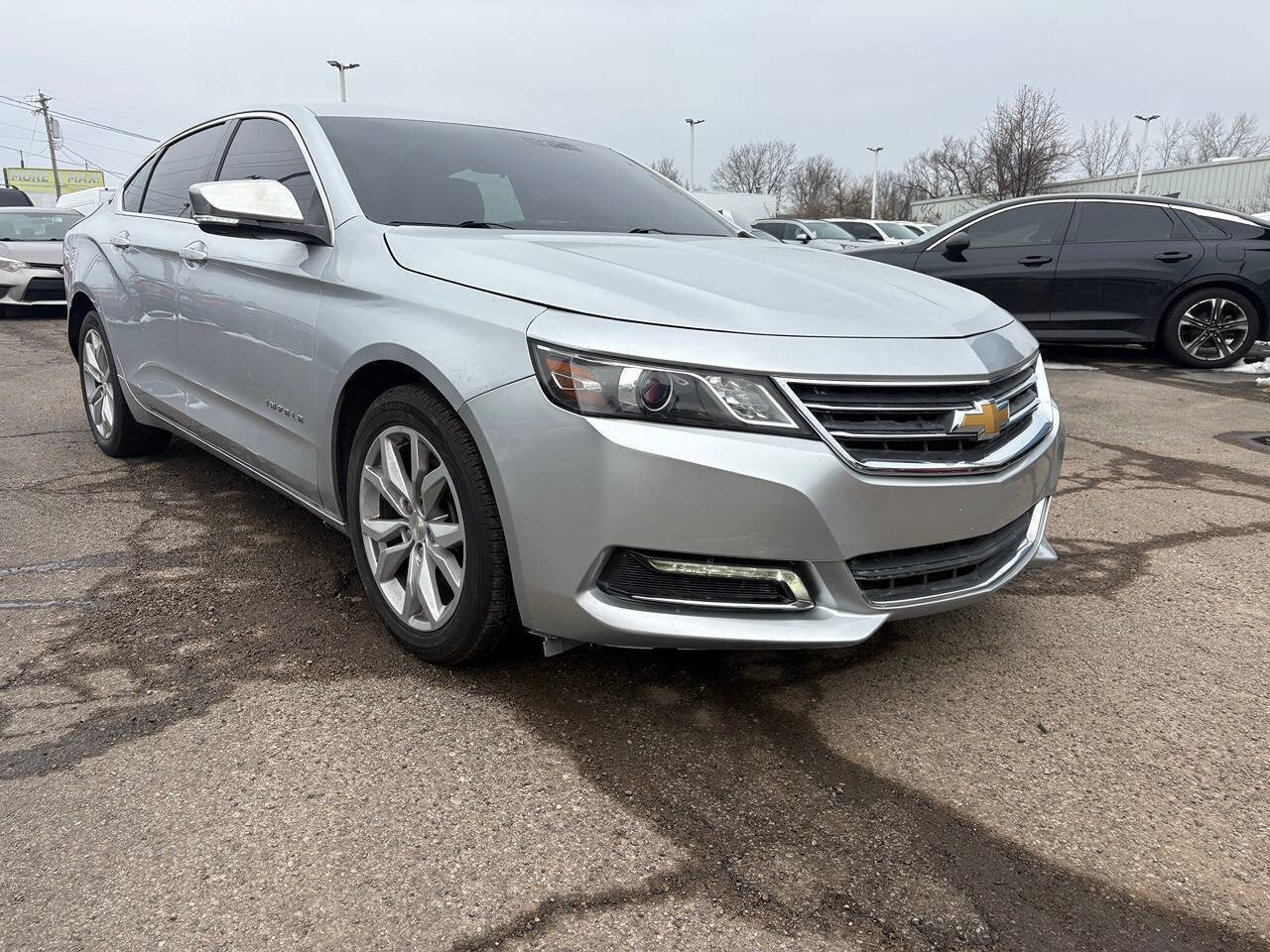 Used 2020 Chevrolet Impala LT FWD image 2