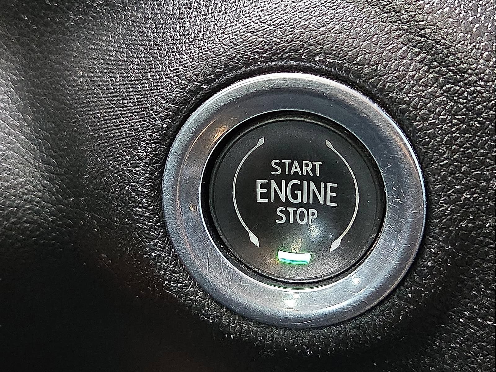 Used 2020 Chevrolet Silverado 3500 LTZ image 17