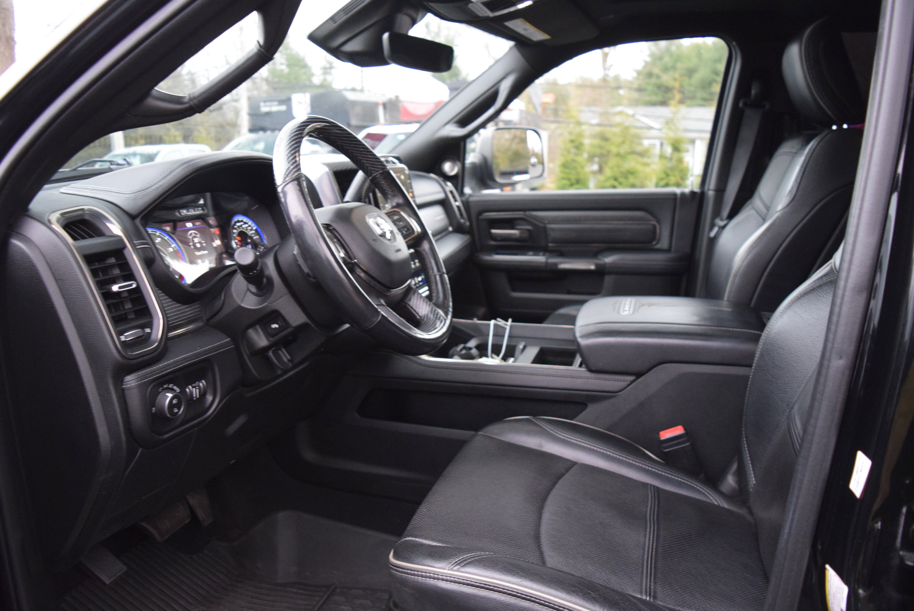 Used 2020 RAM 3500 Limited image 10