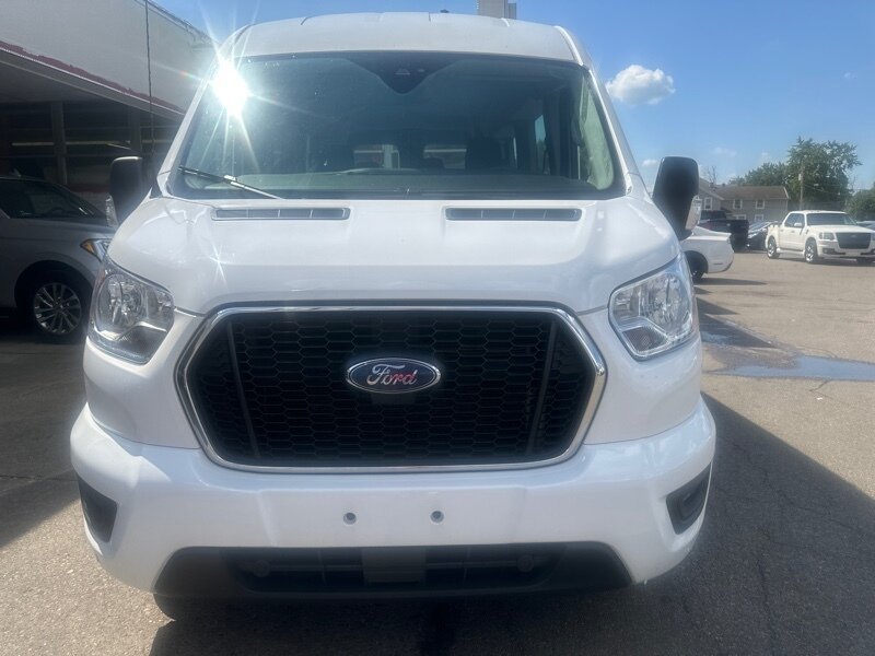 Used 2021 Ford Transit 350 XLT RWD image 3