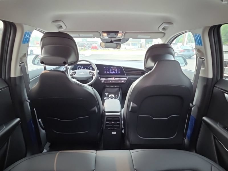 New 2026 Kia Niro Wind w/ Wind Preserve Package FWD image 11