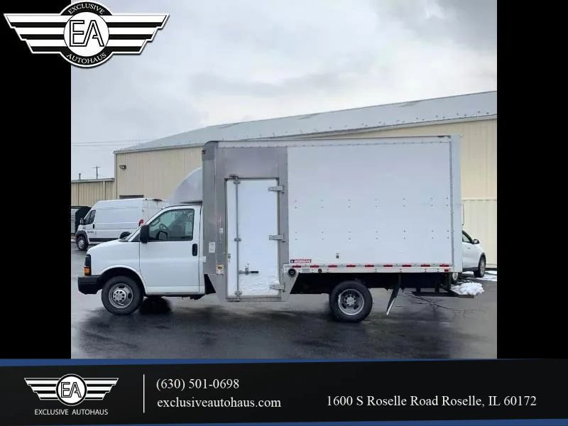 Used 2016 Chevrolet Express 3500 RWD image 1