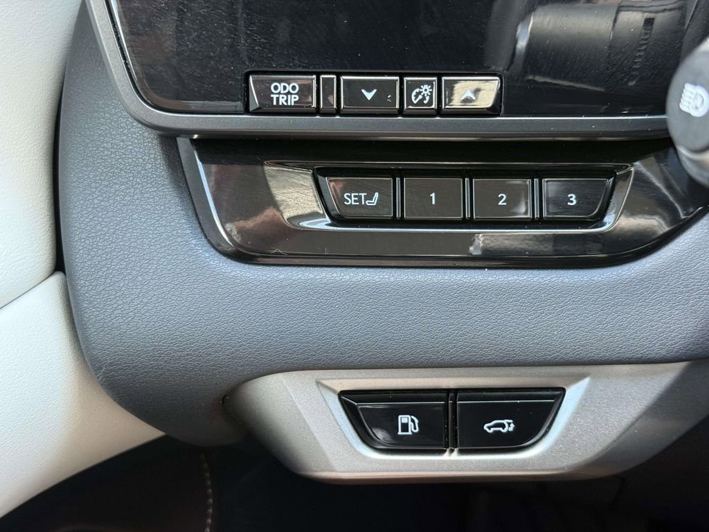 Used 2023 Lexus RX 350 Premium Plus w/ Accessory Package AWD/4WD image 24