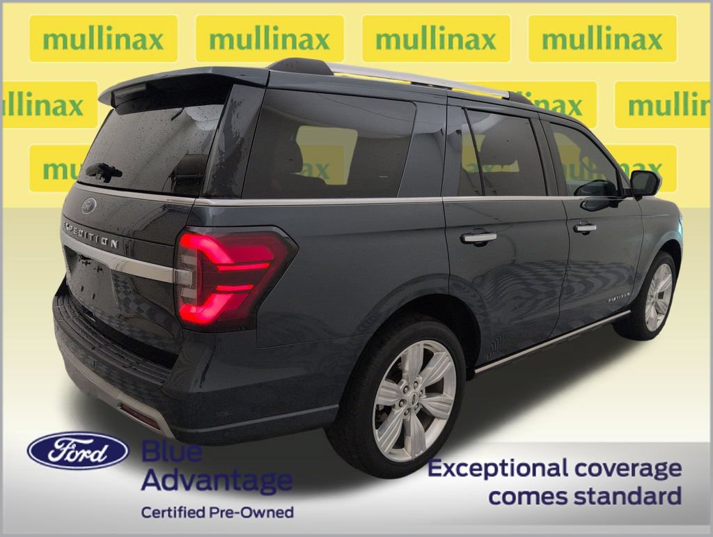 Used 2024 Ford Expedition Platinum AWD/4WD image 3