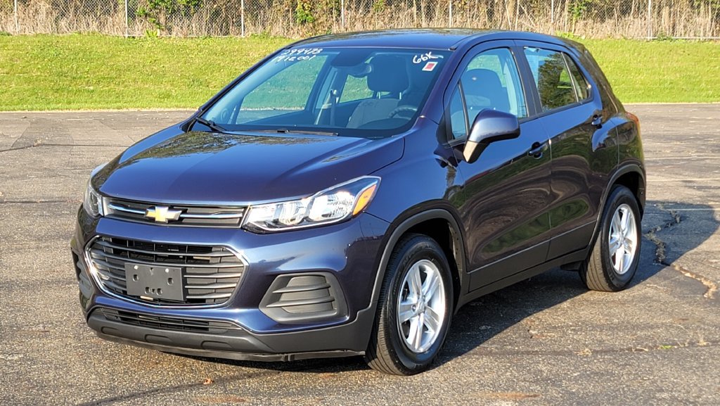 Used 2019 Chevrolet Trax LS FWD image 3