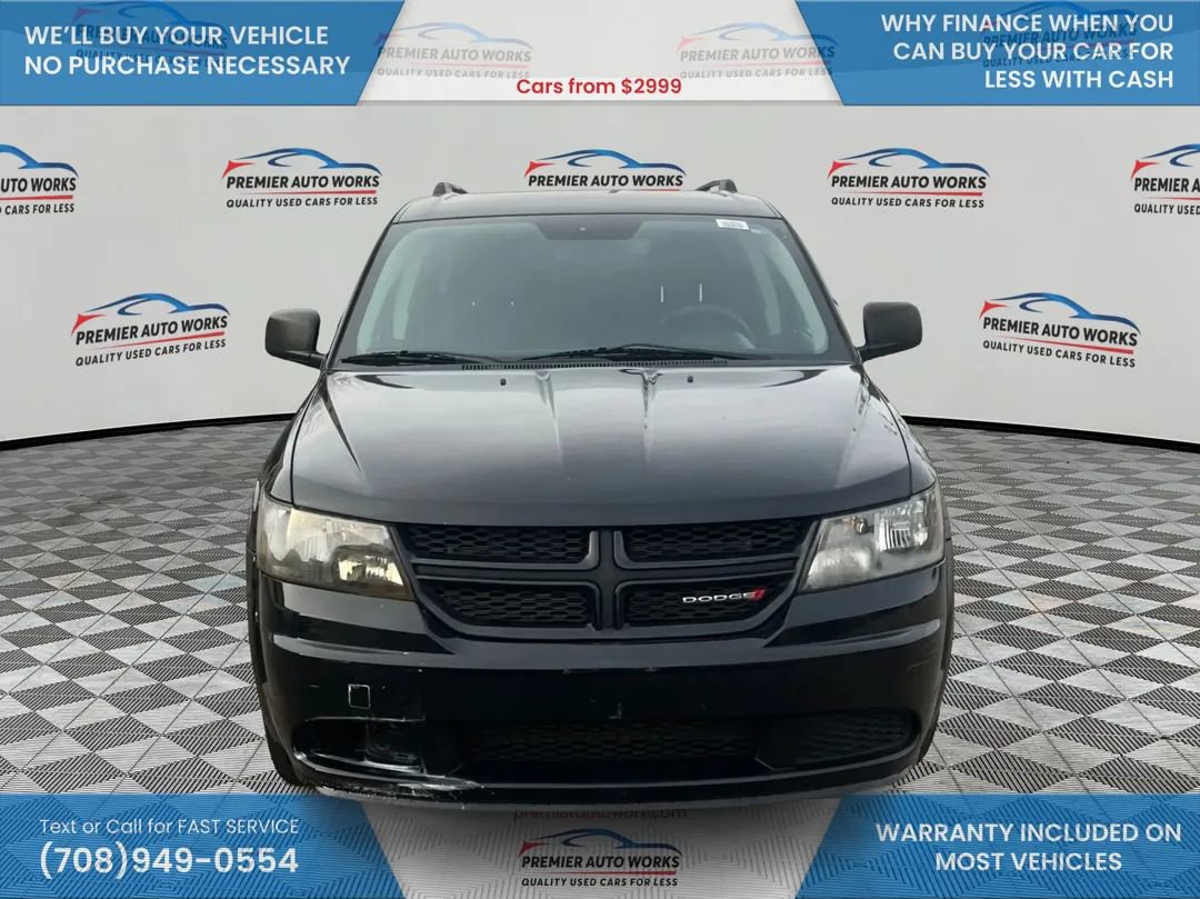 Used 2017 Dodge Journey SE w/ Flexible Seating Group image 2