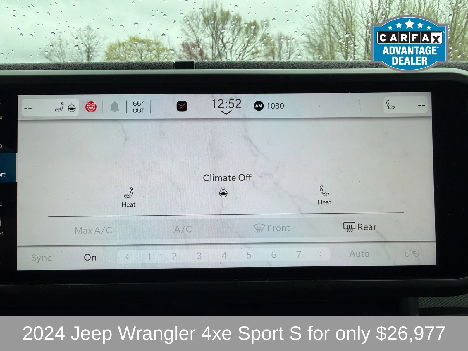 Used 2024 Jeep Wrangler Unlimited w/ Convenience Group image 16