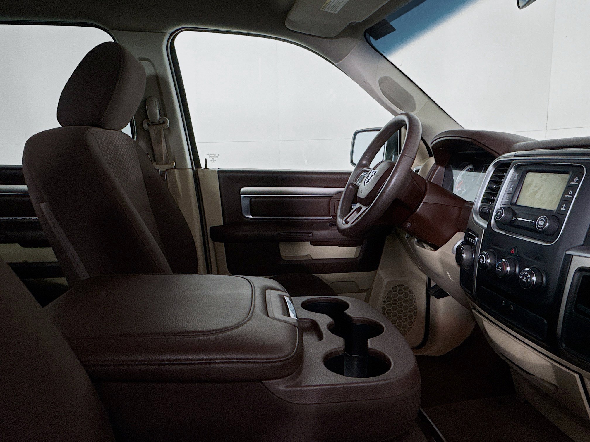 Used 2020 RAM 1500 Classic SLT image 27