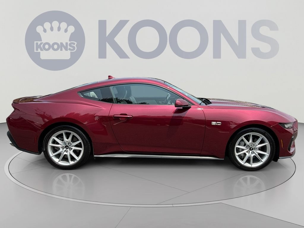 Used 2025 Ford Mustang GT Premium RWD image 8