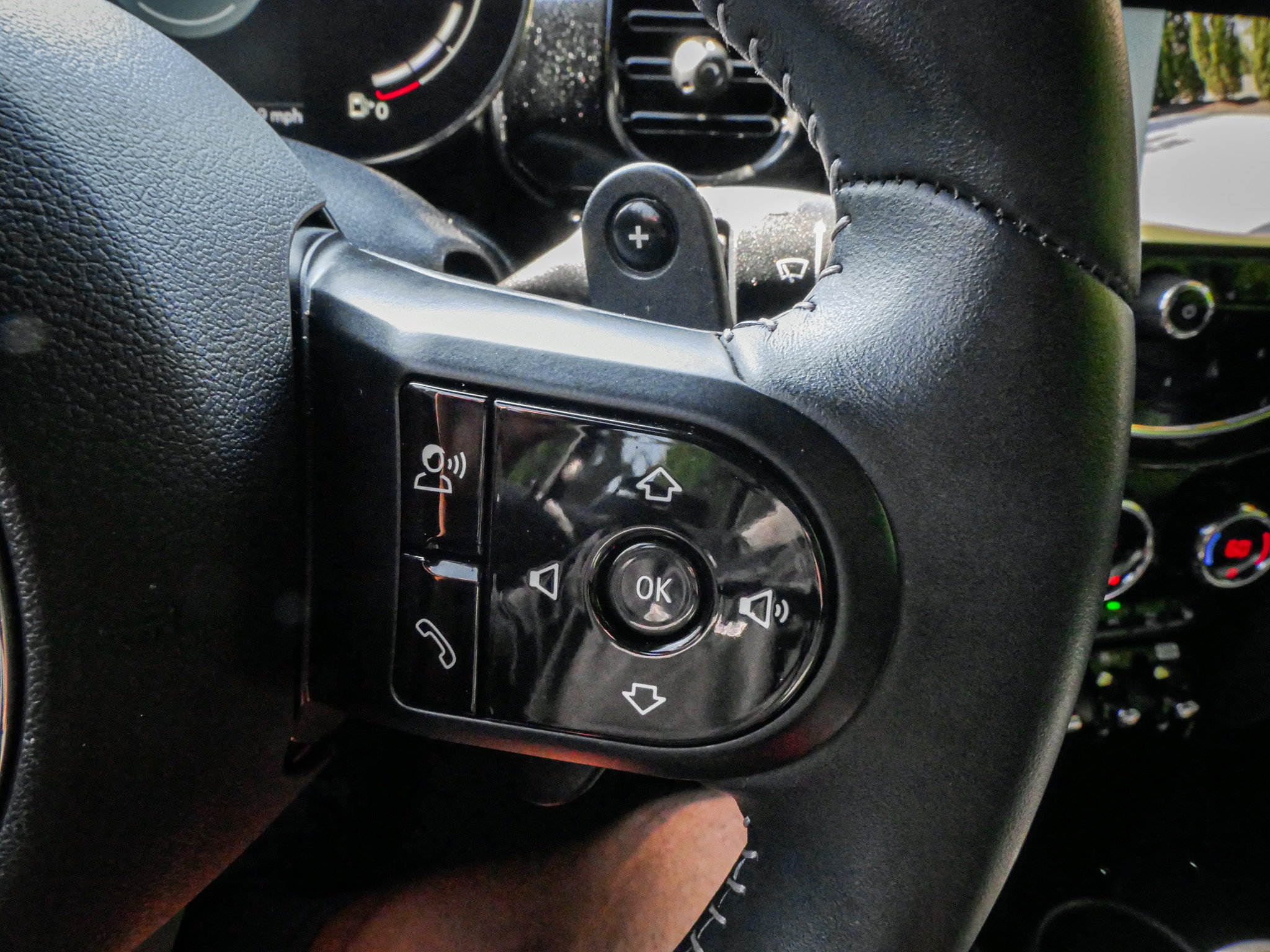 Used 2024 MINI Cooper S w/ Signature Upholstery Package FWD image 20