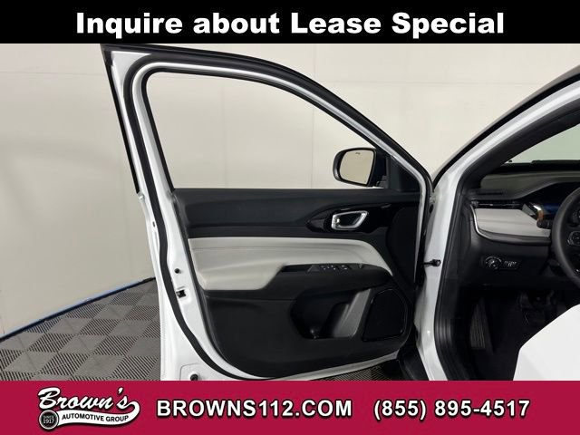 Used 2026 Jeep Compass Limited image 15