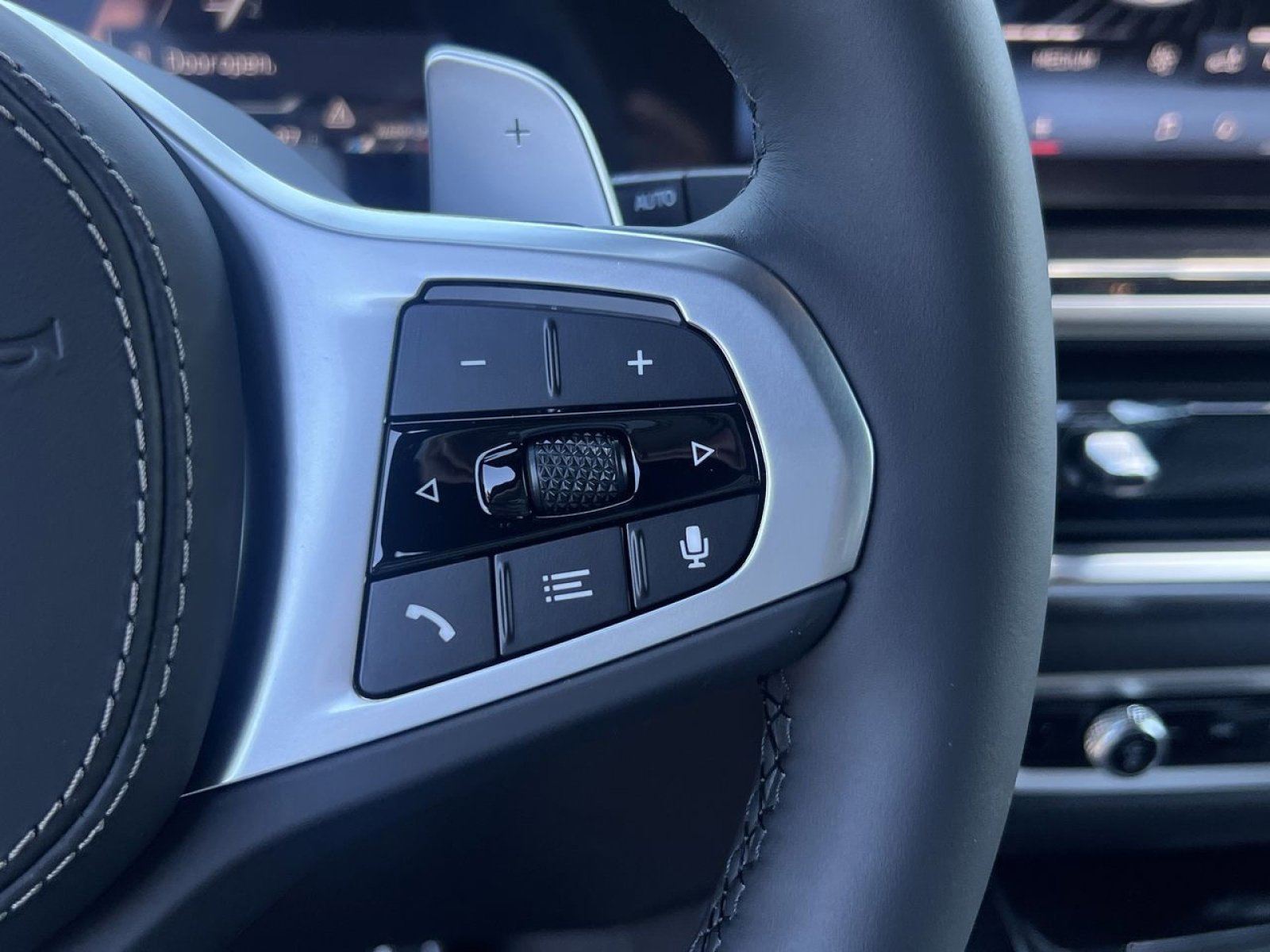 New 2026 BMW X7 xDrive40i w/ M Sport Package image 30