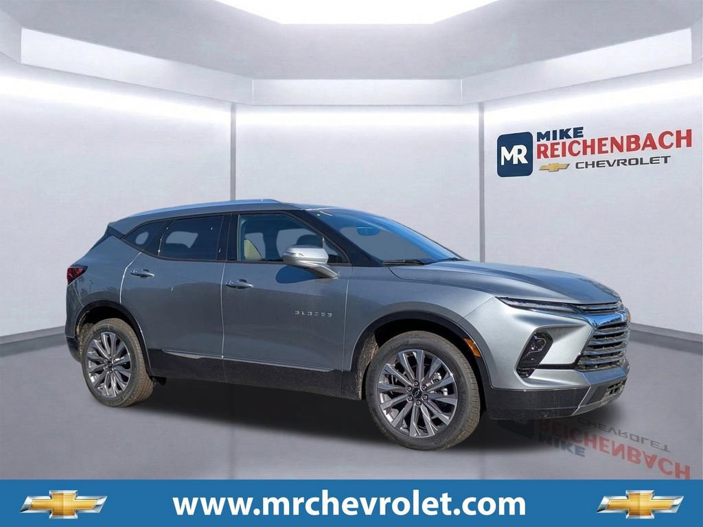 New 2025 Chevrolet Blazer Premier w/ Driver Confidence II Package FWD image 1