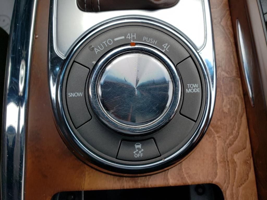 Used 2015 INFINITI QX80 4WD w/ Limited Package image 34