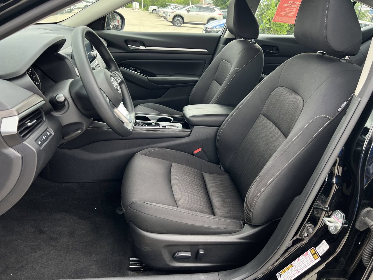 Used 2023 Nissan Altima 2.5 SV AWD/4WD image 21