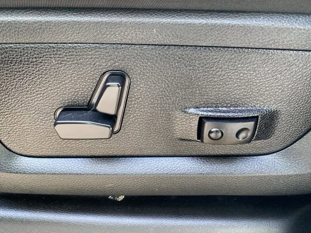 Used 2024 RAM 3500 Big Horn image 9