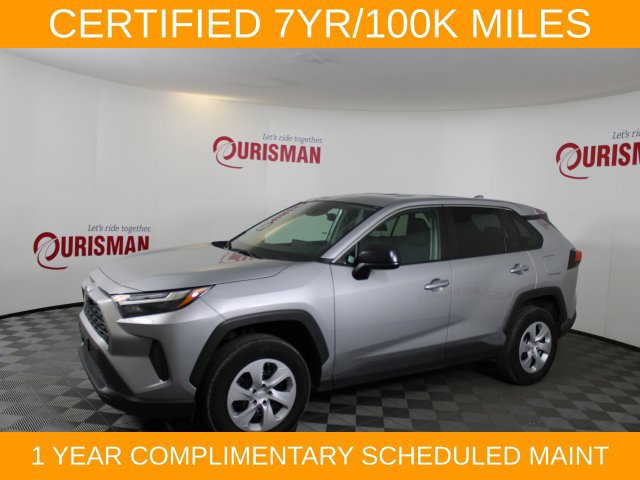 Used 2025 Toyota RAV4 LE AWD/4WD image 3