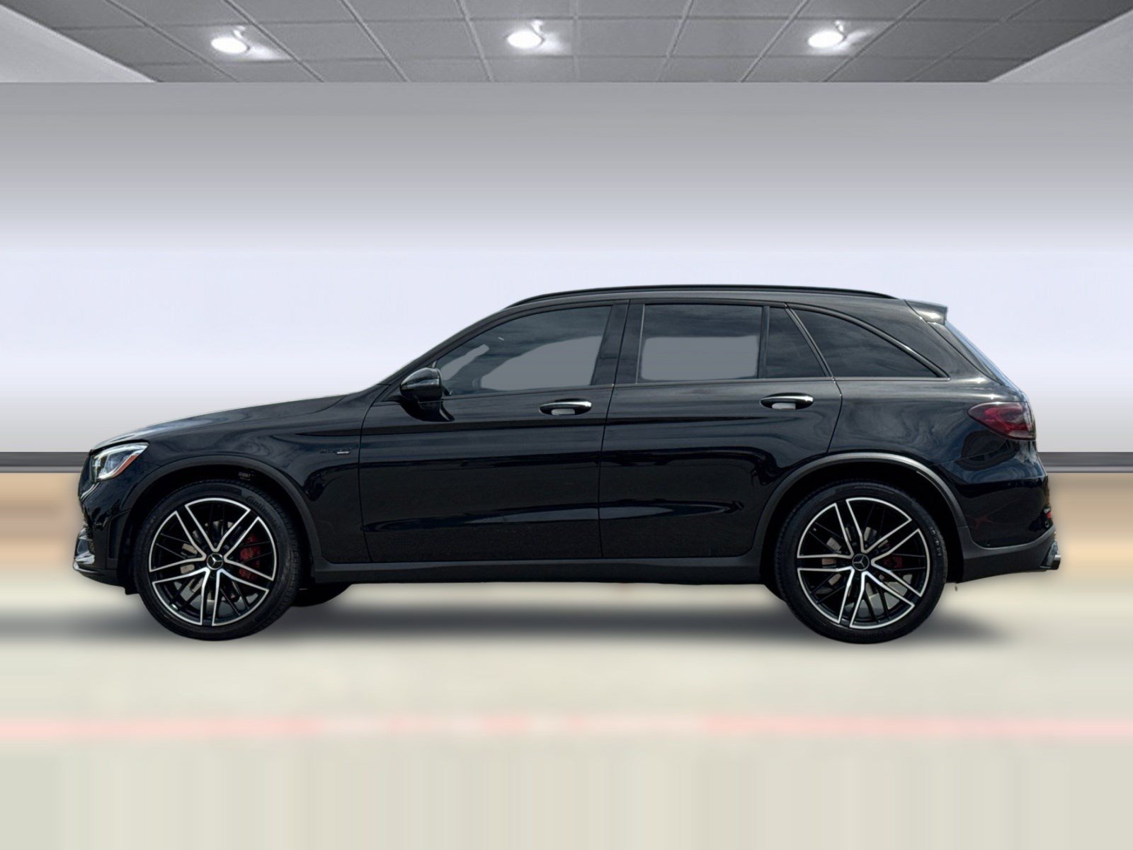 Used 2022 Mercedes-Benz GLC 43 AMG 4MATIC image 2