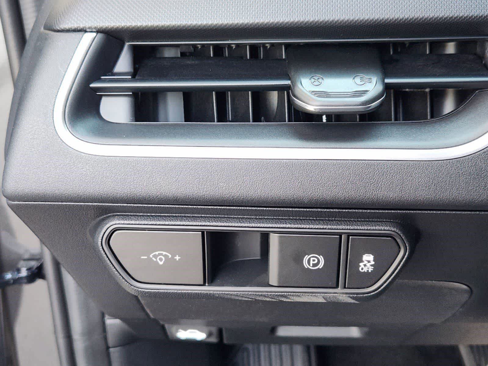 Certified 2025 Kia K4 FWD image 17