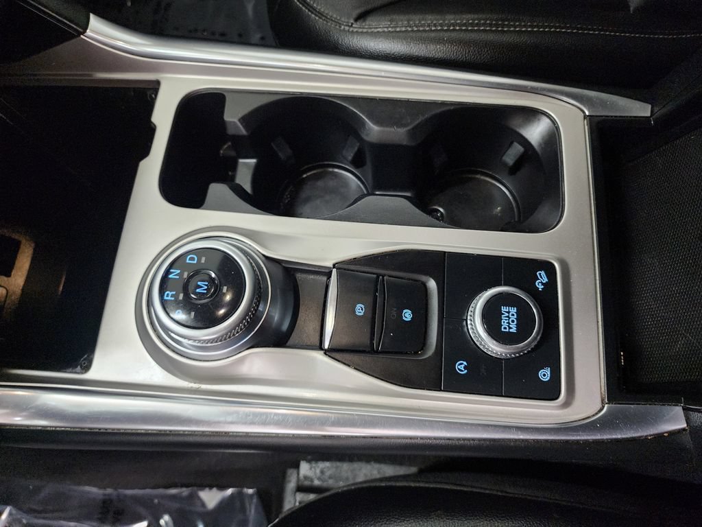 Used 2020 Ford Explorer XLT w/ Equipment Group 202A AWD/4WD image 20