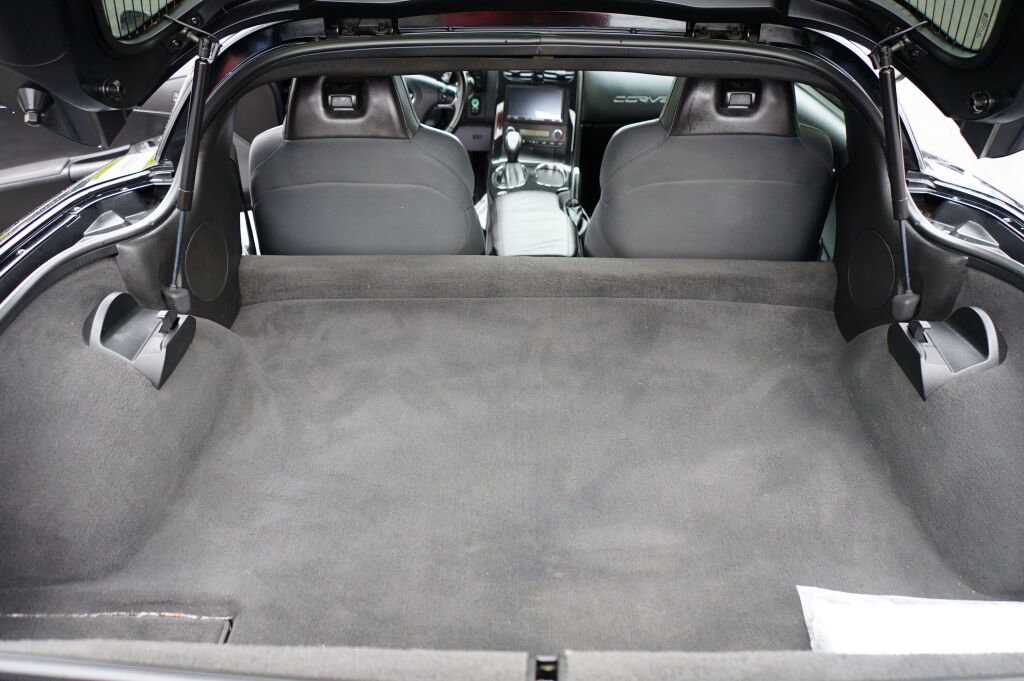 Used 2013 Chevrolet Corvette Coupe image 19