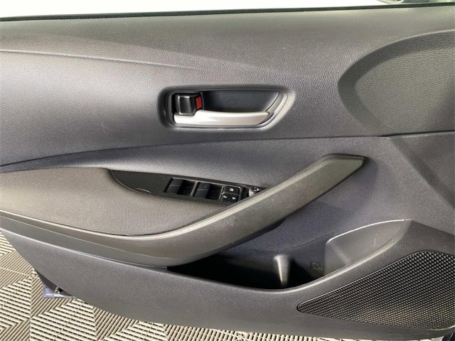 Used 2021 Toyota Corolla LE w/ Carpet Mat Package (TMS) image 22