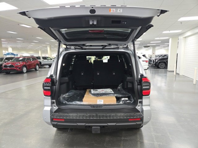 New 2026 Toyota 4Runner TRD Off-Road Premium AWD/4WD image 15