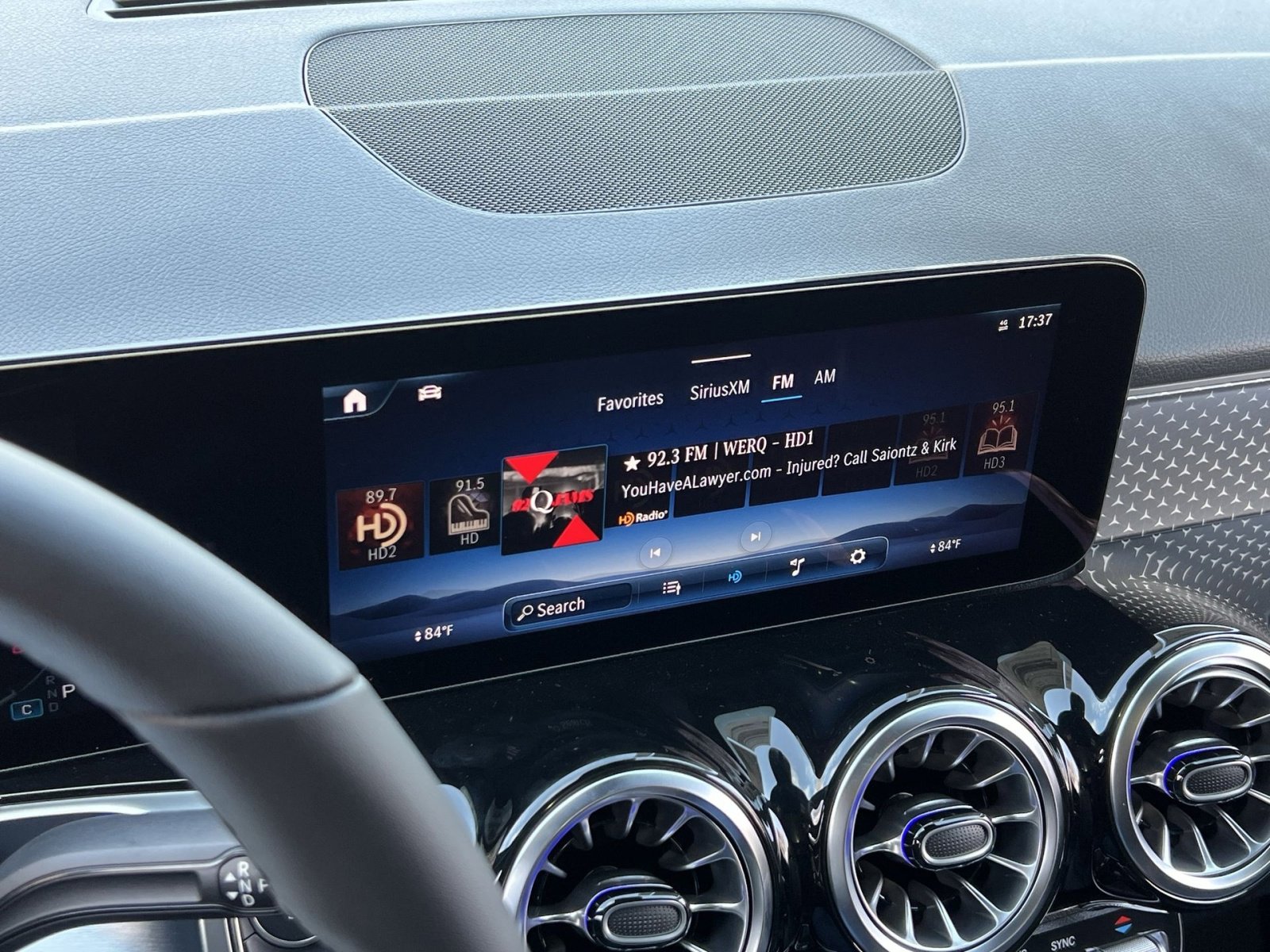 New 2026 Mercedes-Benz GLB 250 4MATIC image 16