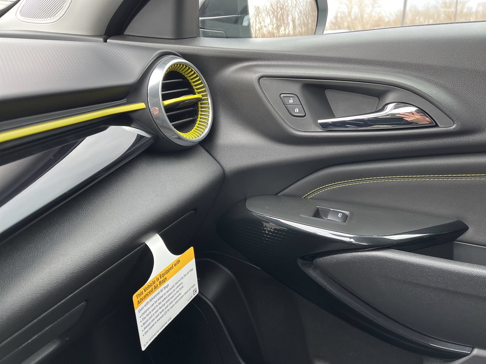 New 2026 Chevrolet Trax ACTIV w/ Sunroof Package FWD image 31