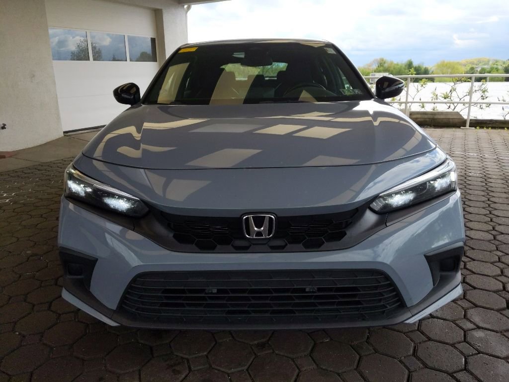 Used 2022 Honda Civic Sport image 2