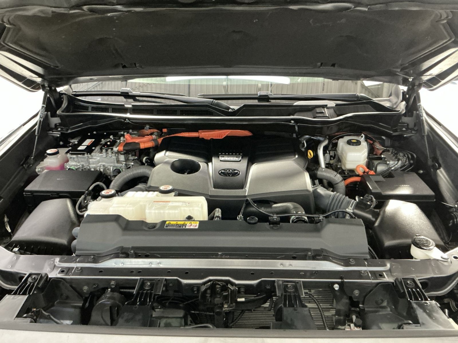 Used 2023 Toyota Tundra Capstone AWD/4WD image 28