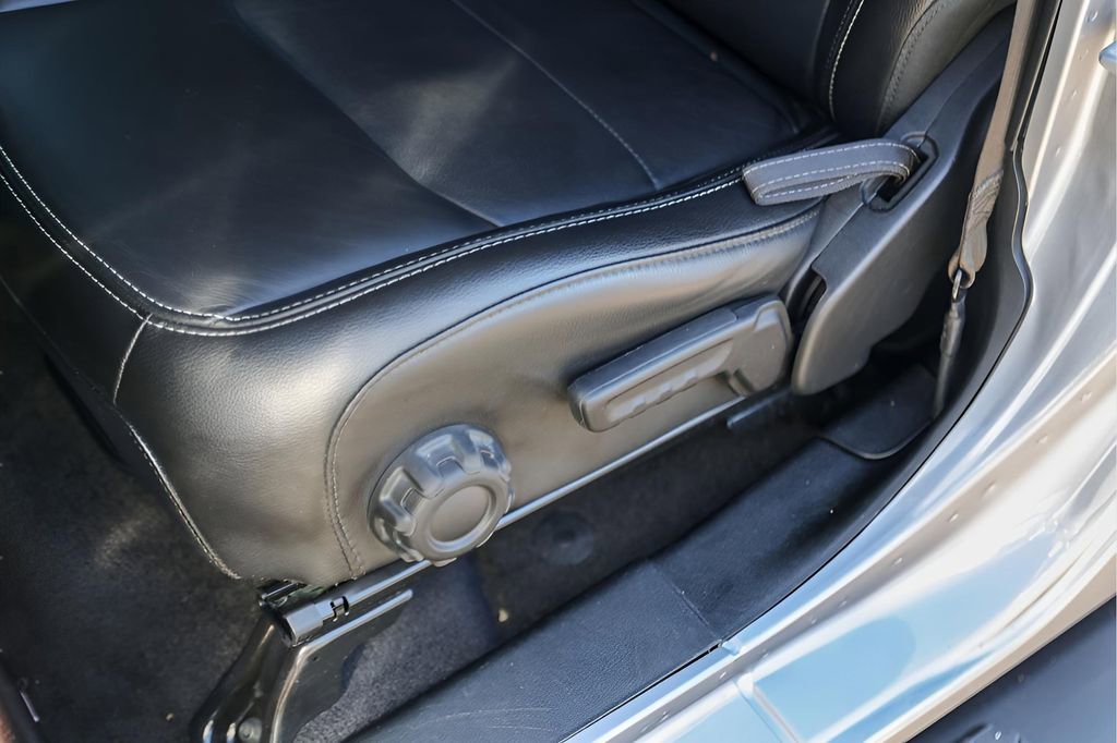 Used 2021 Jeep Wrangler Unlimited Sahara w/ Cold Weather Group image 11