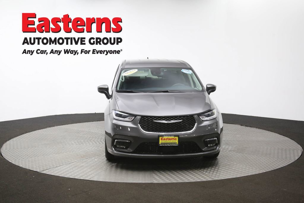 Used 2023 Chrysler Pacifica Touring-L image 56